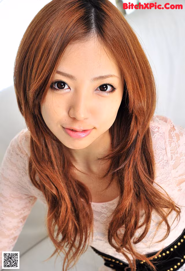Ayane Okura - Welli Electric Chair